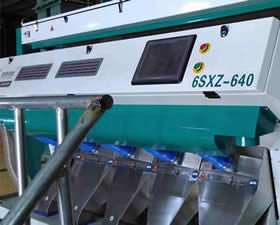 捷泰多功能大型玉米色选机在江苏盐城投入生产